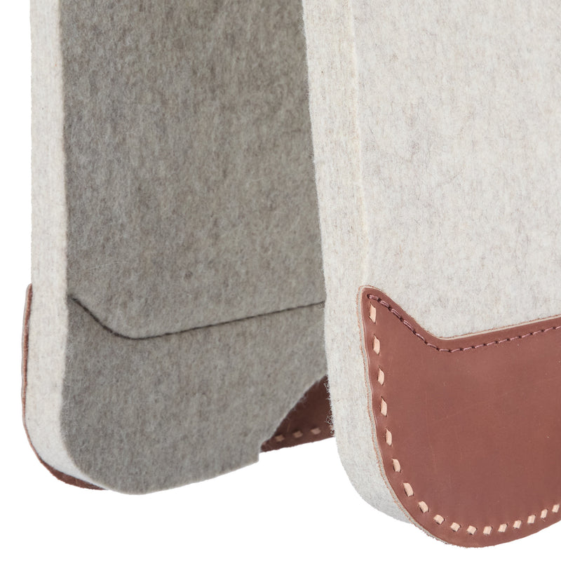 5 Star Equine Products Supplies Inc. 7/8in Natural Felt LCO Saddle Pad with Natural Cream Buckstitch