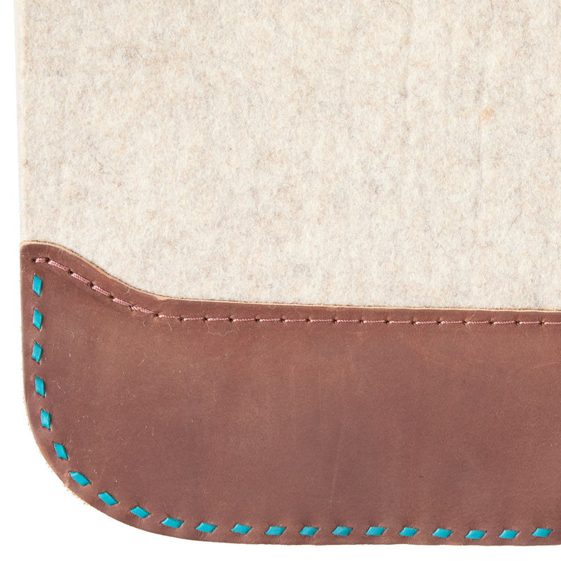 5 Star Equine Products Supplies Inc. 7/8in. 30x30 Natural Felt Saddle Pad with Turq Buckstitch