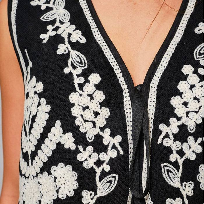 Blue B Women's Embroidered Tie Crop Fashion Vest
