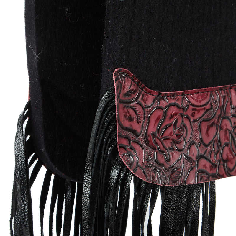 5 Star Equine Products Supplies Inc. 3/4in. 30x28 Red Roses Black Fringe Barrel Racer Felt Saddle Pad