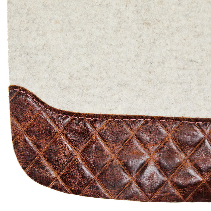 5 Star Equine Products Supplies Inc. 3/4in Barrel Racer Carmel Diamond Natural Felt Saddle Pad