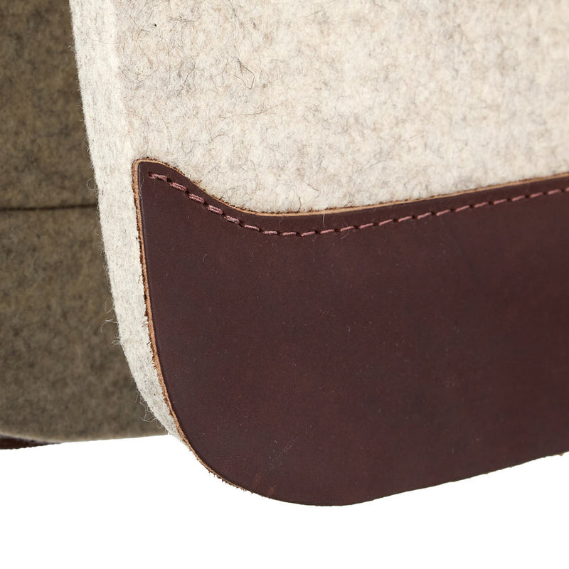 5 Star Equine Products Supplies Inc. 3/4in Flex Fit Barrel Racer Natural Felt Saddle Pad