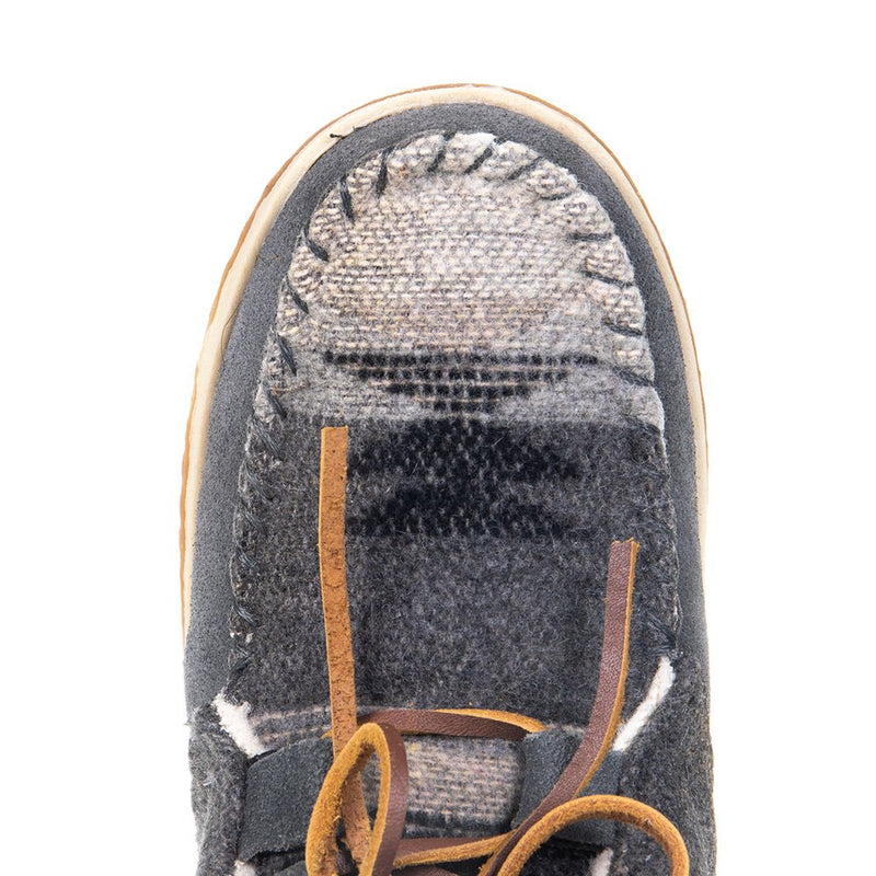 Minnetonka Women's Torrey Grey Casual