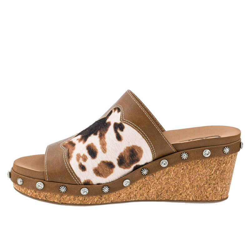 Corkys Footwear Women's Actin Up Cow Combo Wedge Sandal