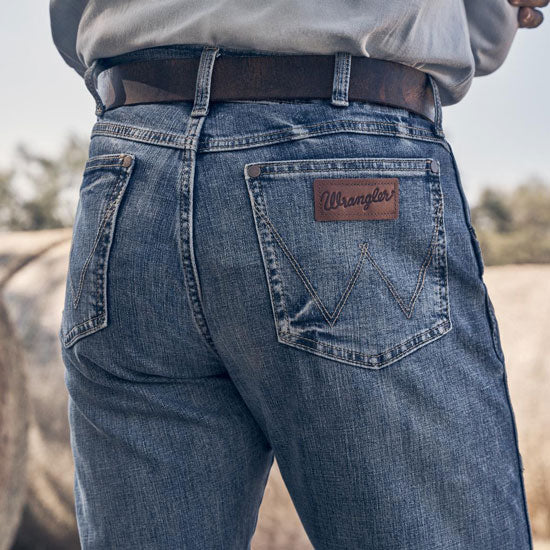 Wrangler Men's Retro Slim Fit Jean