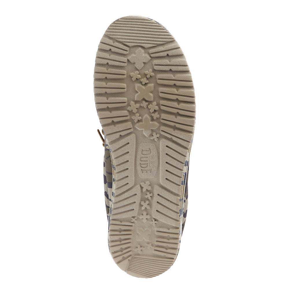 Hey Dude Mens Mossy Oak Wally Slip Casual Shoe — NRS