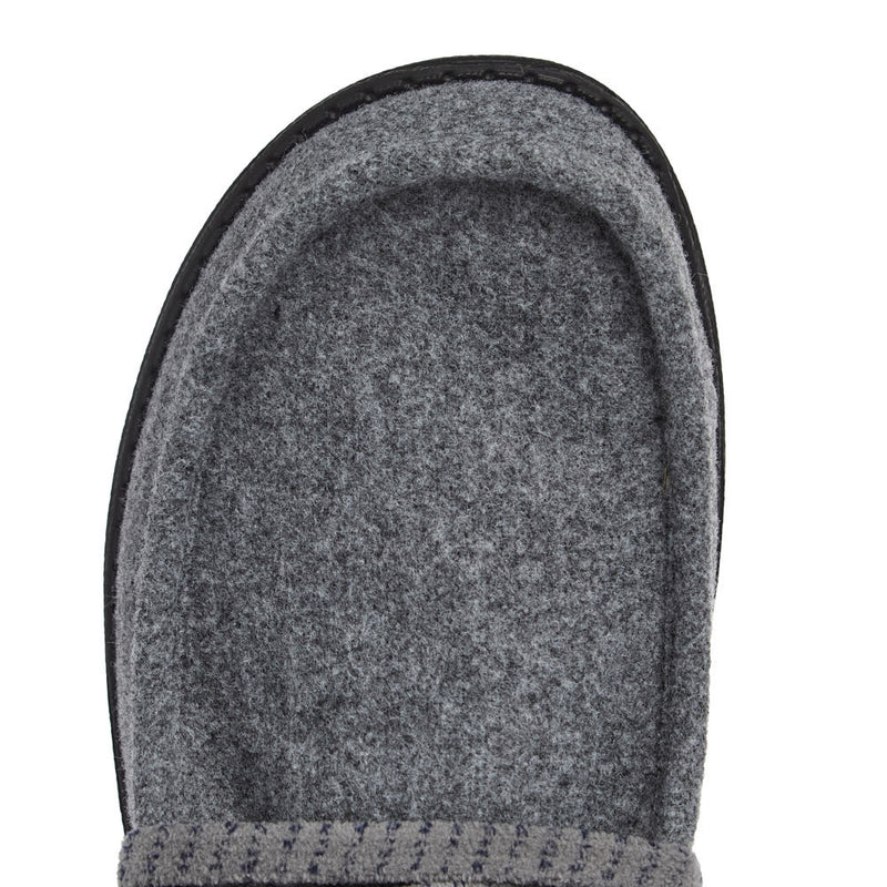 Hey Dude Men's Wally Smoke Grey Cozy Plaid Casual