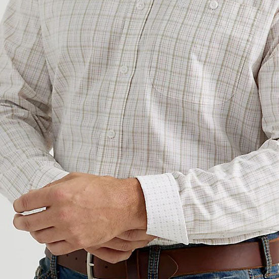 Wrangler Men's George Strait Long Sleeve Button Down
