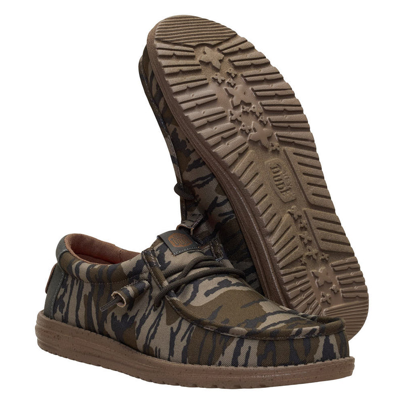 Hey Dude Men's Wally Mossy Oak Original Bottomland Casual Shoe