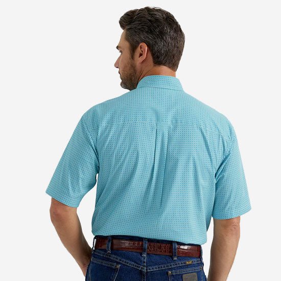 Wrangler Men's George Strait Short Sleeve Button Down