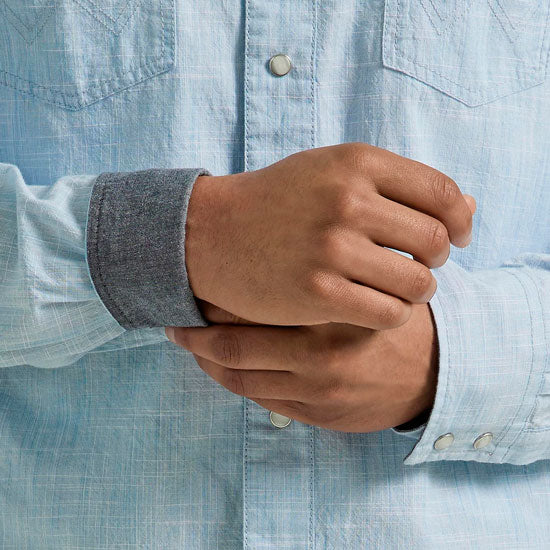 Wrangler Men's Blue Retro Modern Fit Western Snap Shirt