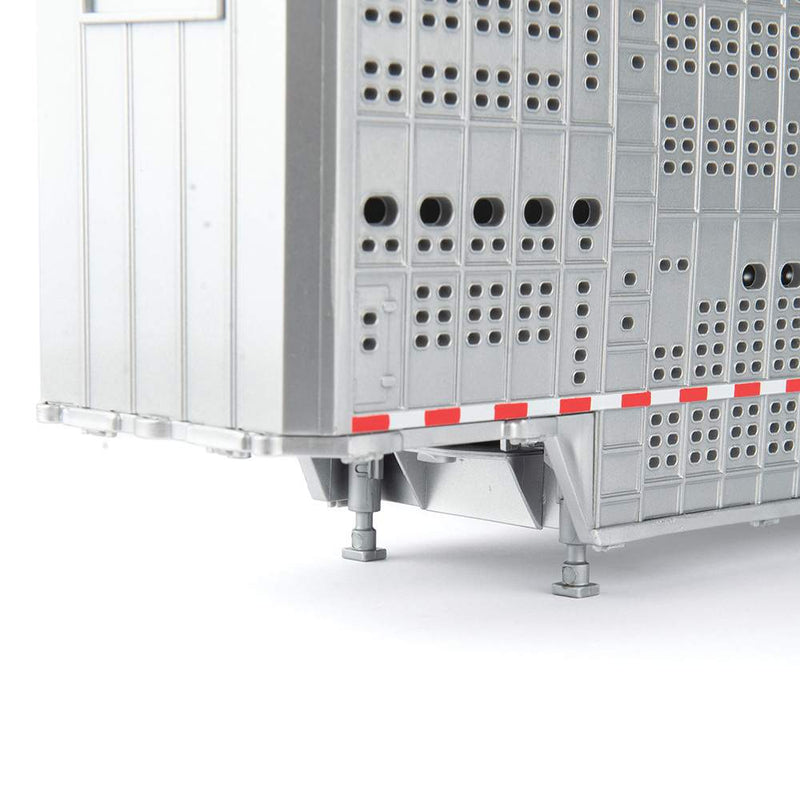 Tomy Freightliner Semi with Livestock Trailer and Cattle