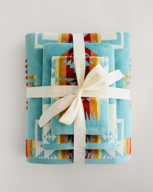Pendleton Woolen Mills Inc. Chief Joseph Aqua Towels -Hand Towels
