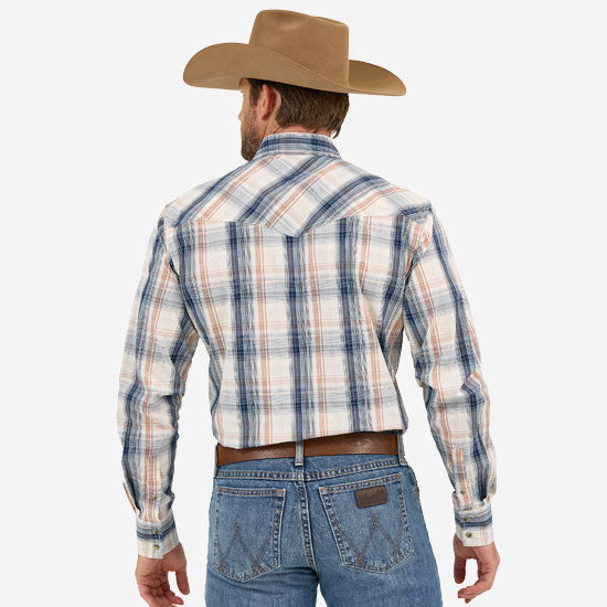 Wrangler Wranger Mens 20X Comfort White/Blue Plaid Long Sleeve Pearl Snap Shirt