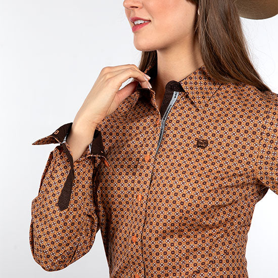 Cinch Around The Square Top