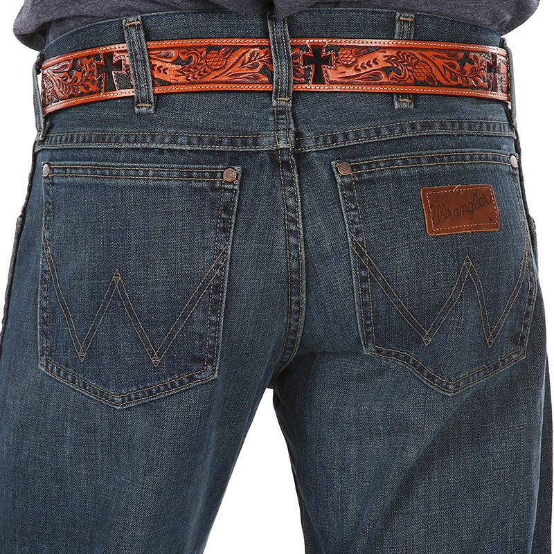 Wrangler Men's Retro Slim Fit River Wash Jeans