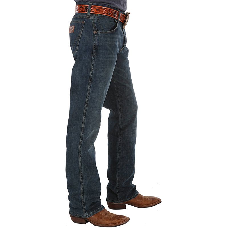 Wrangler Men's Retro Slim Fit River Wash Jeans