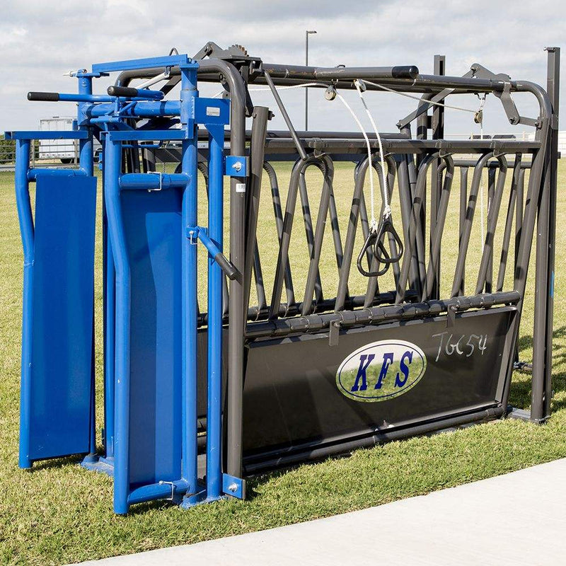 KFS Squeeze Chute with Auto Headgate