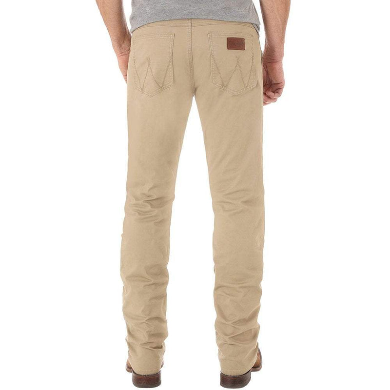 Wrangler Men's Retro Slim Fit Straight Leg Fawn Jeans