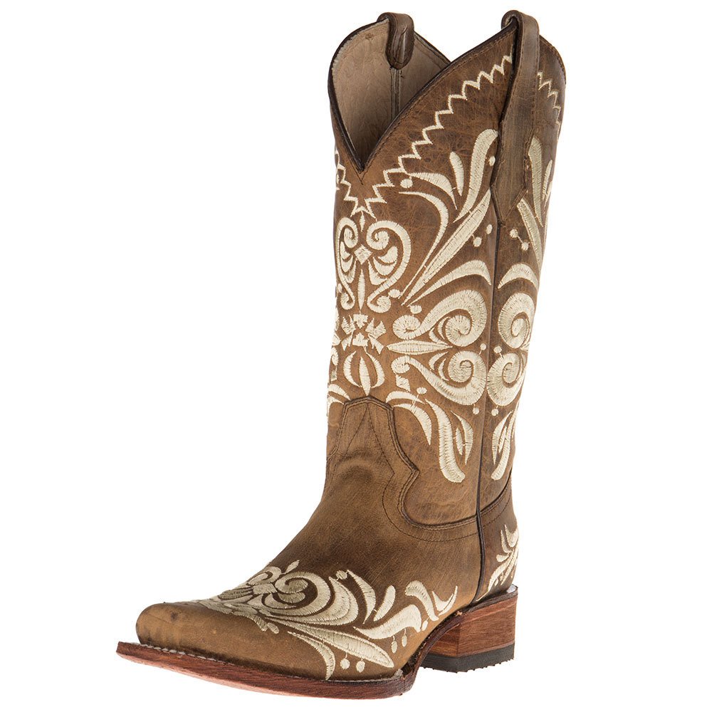 square toe cowboy boots