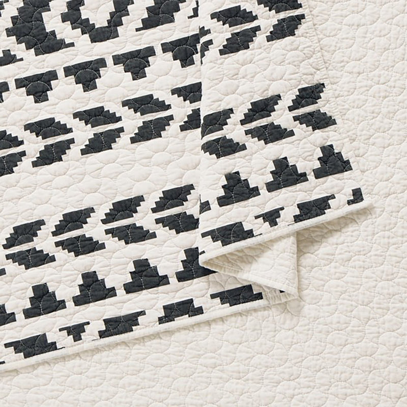 Junk Gypsy The Queen Ranch Quilt Set