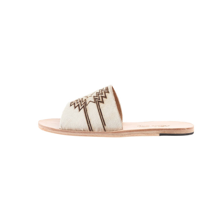 Agavesky Women's Agave Sky Nadie Fire Azteca Slide