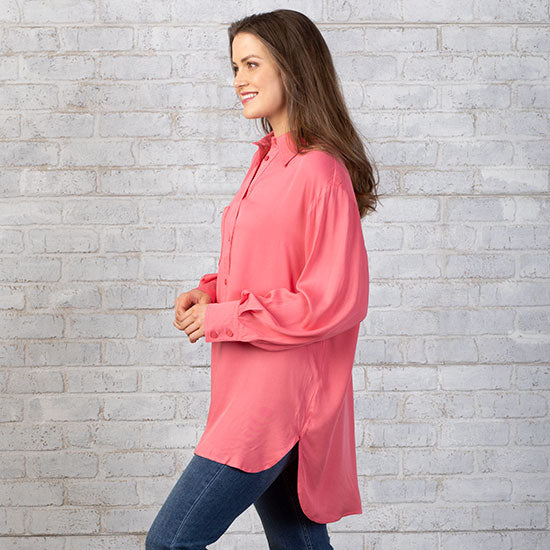 En Merci Country Grace Coral Button Down