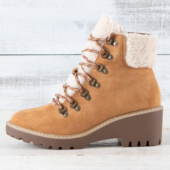 Corkys Footwear Womens Squad Cognac Lace up