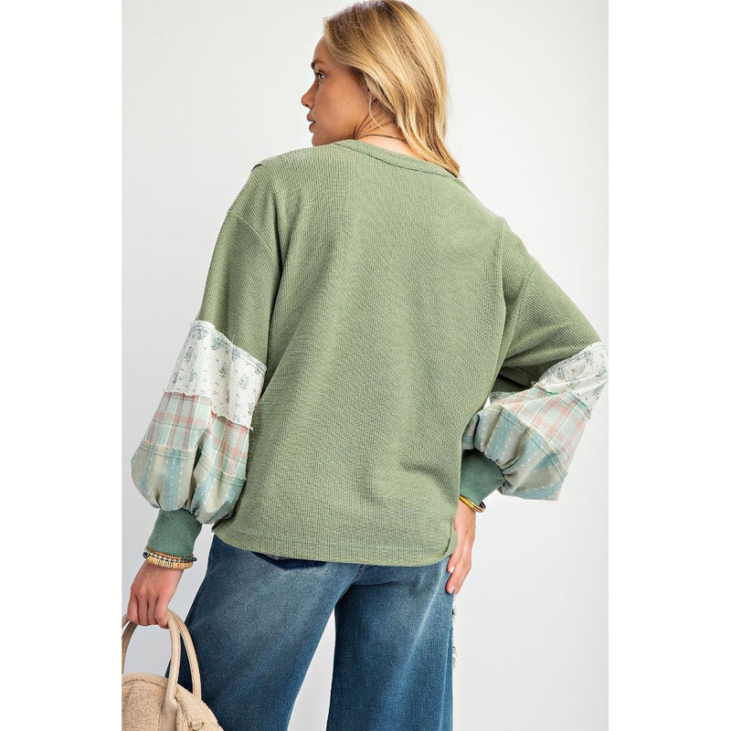 Entro Women's Sage Print Sleeve Top