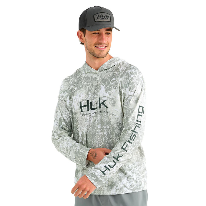 Huk Men's Seagrass Pursuit Mossy Oak Shirt