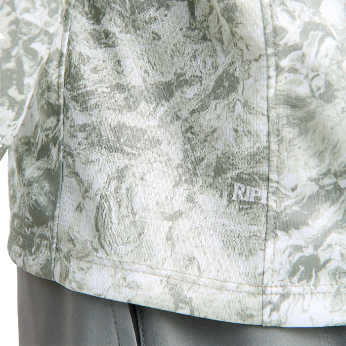 Huk Men's Seagrass Pursuit Mossy Oak Shirt