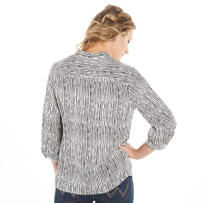 True Blue Women's Black and White Pull Over Top