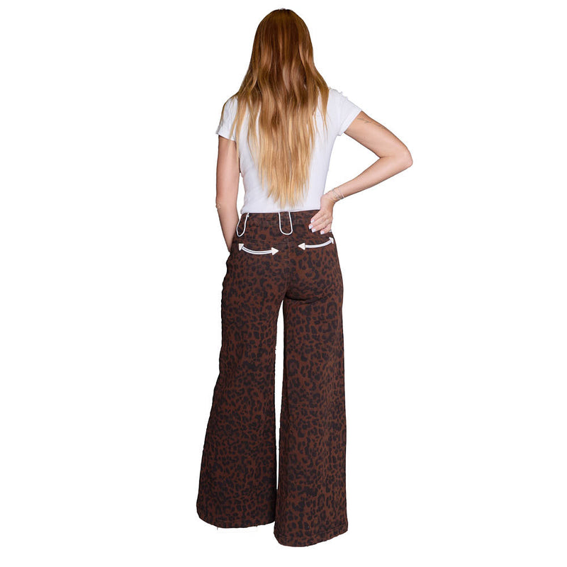 Howdy Hanny Women's Leopard Smiley Pocket Pants