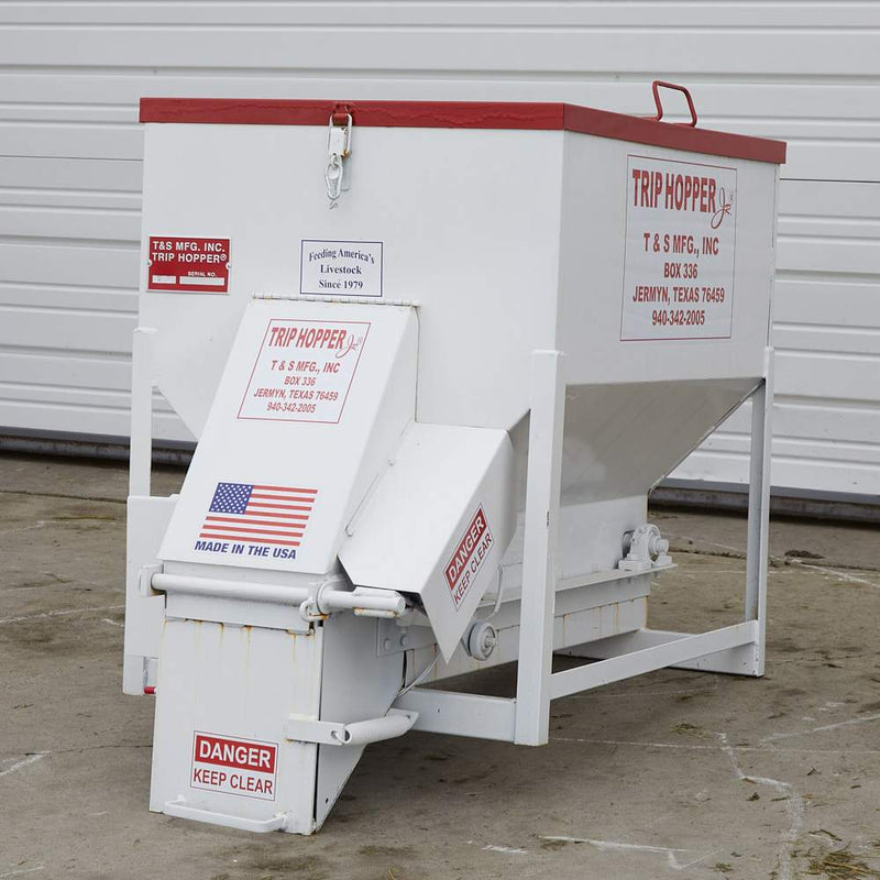 Ts Manufacturing Inc Trip Hopper Jr. Cattle Feeder 300lb