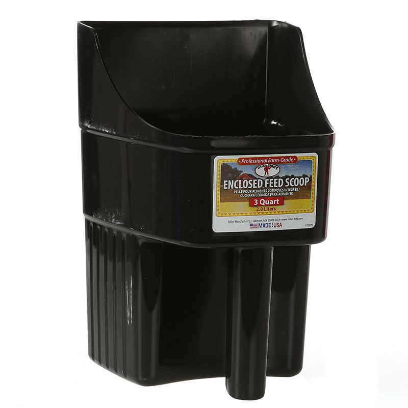 Little Giant 3 Quart Plastic Enclosed Feed Scoop