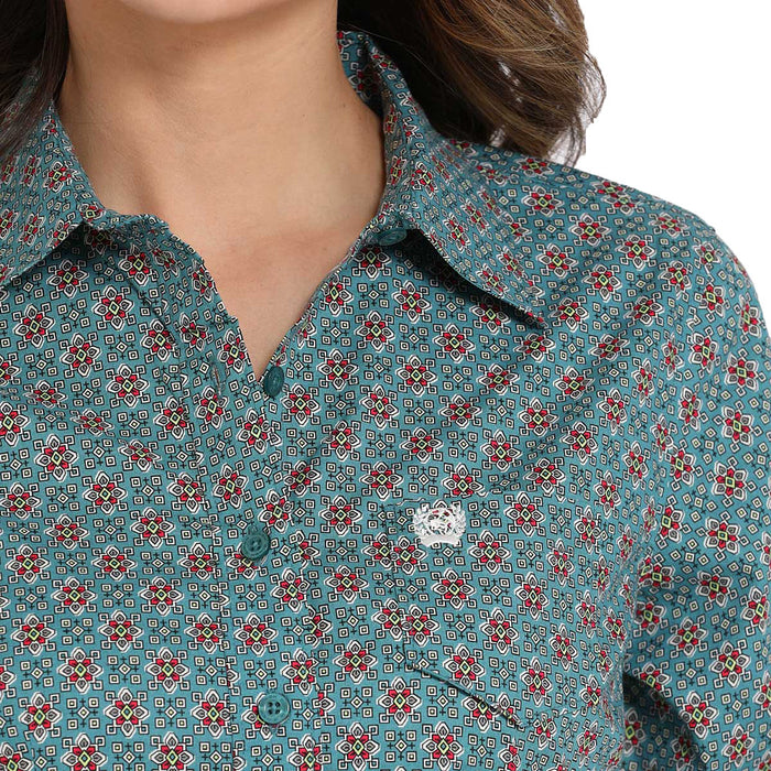 Cinch Women's Blue Printed Button Down