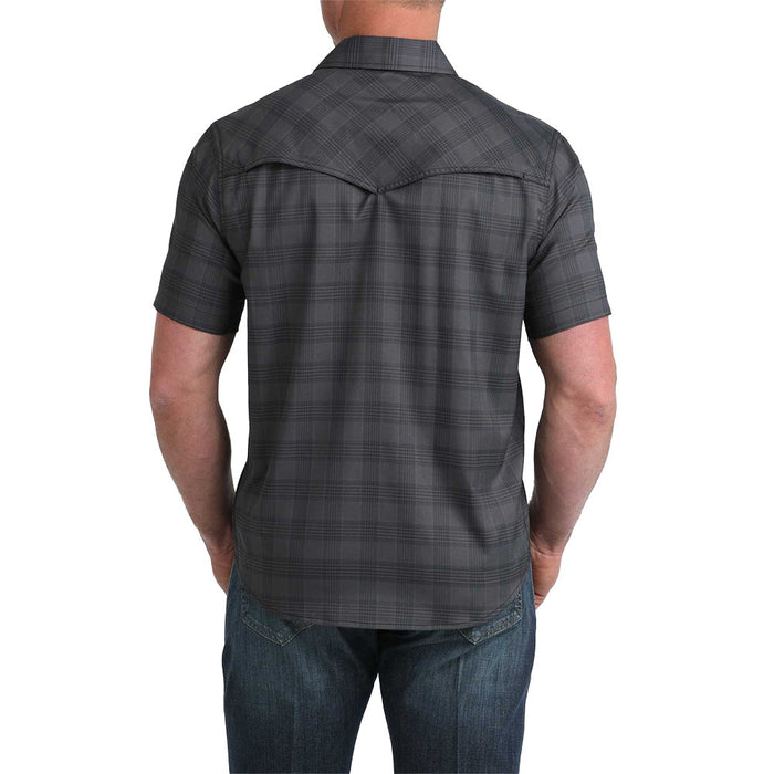 Cinch Men's Camp Black Plaid Short Sleeve Snap Shirt