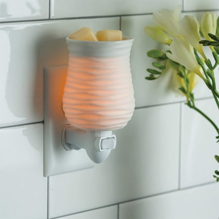 Candle Warmer`S Pluggable Harmony Warmer