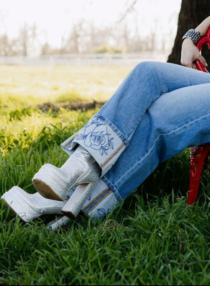 Rodeo Quincy Rowdy Rose Cuff Jean