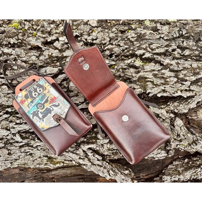 Schulz Equine Patterned Cell Phone Back Cinch Holder