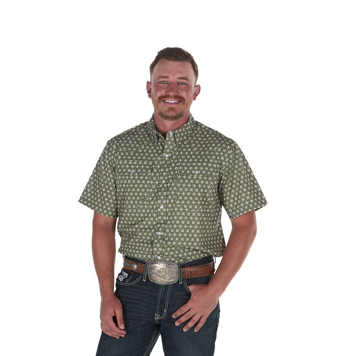 Sand Hill Ranch Men's Sage Stars Outdoor Performance Short Sleeve Snap Shirt