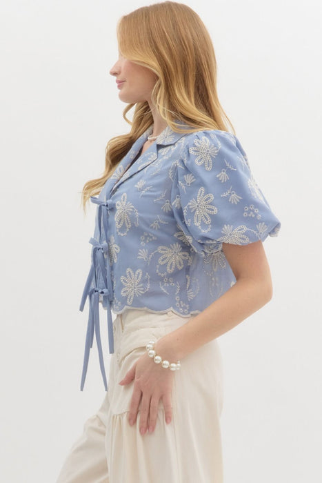 Entro Womens Blue Floral Embroidered w/Tie Front Top