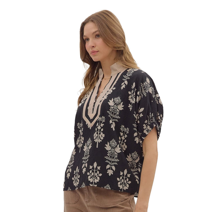 Entro Women's Black & White Print Short Sleeve Top