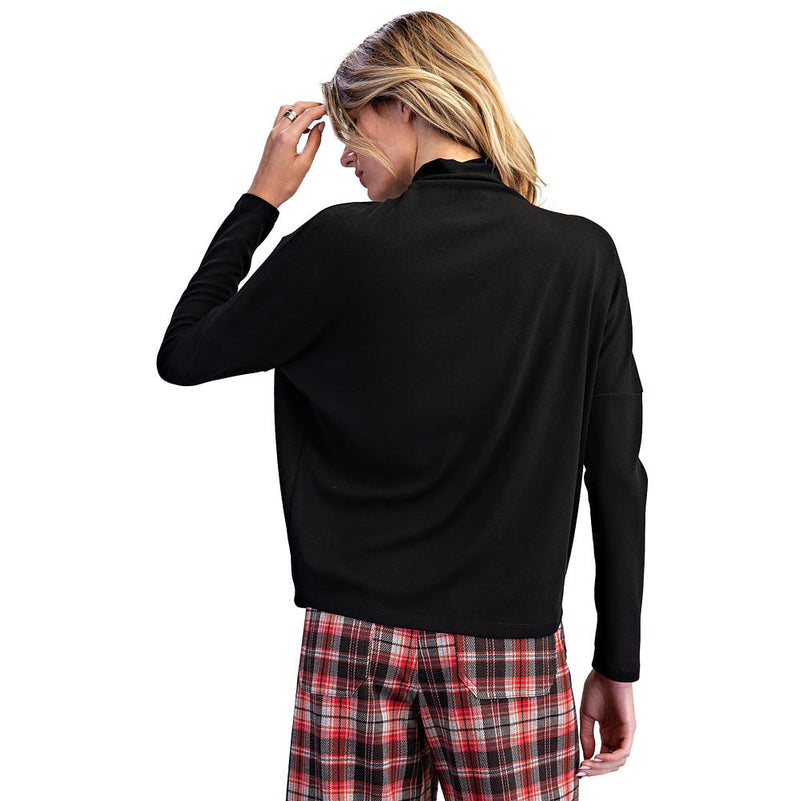Ee Some Women's Black Mock Neck Dolman Sleeve Top
