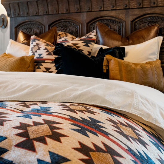 Hiend Accents Paseo Road by Mariella Chenille Comforter Set