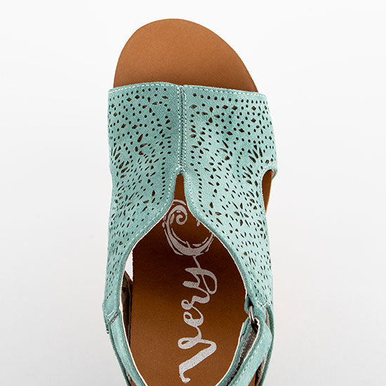 Very G Turquoise Free Fly 3 Sandals