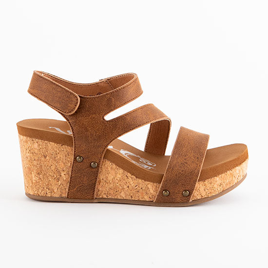 Very G Tan Casper Sandals