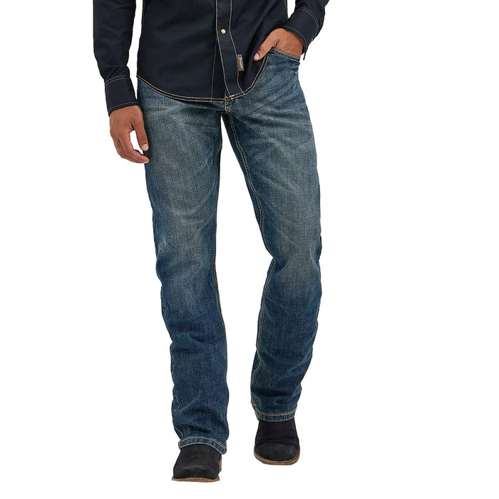 Wrangler Men's Retro Layton Slim Boot Jeans