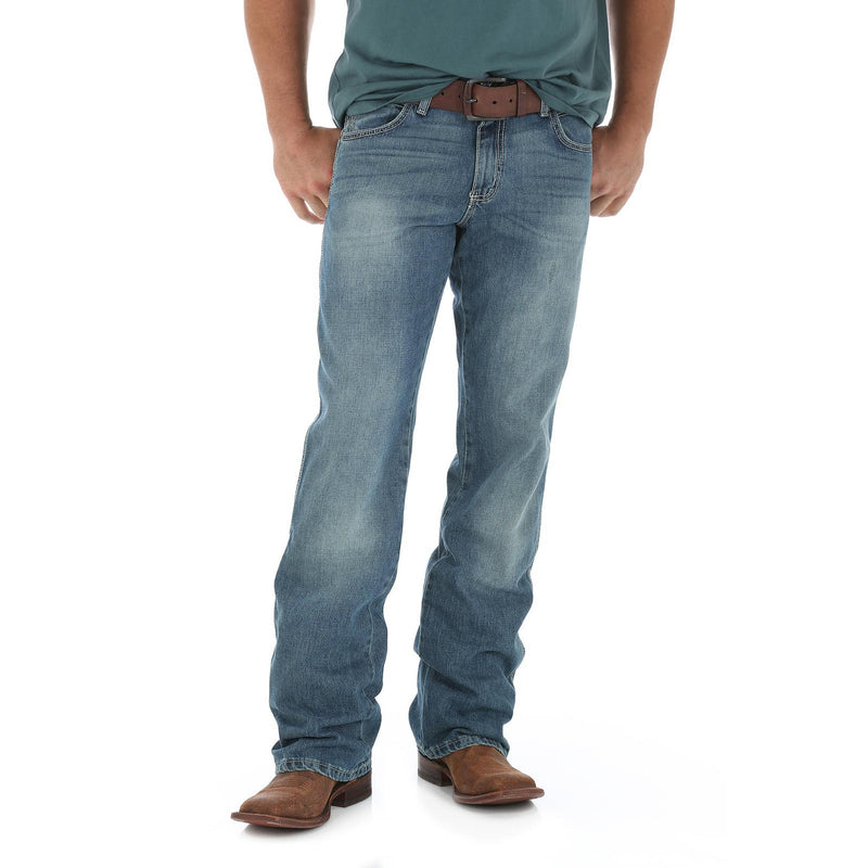 Wrangler Men's Retro Boot Cut Jean