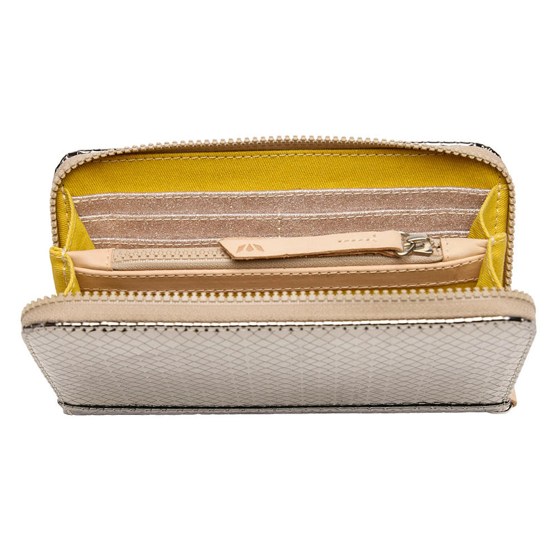 Consuela Kyle Essential Wallet